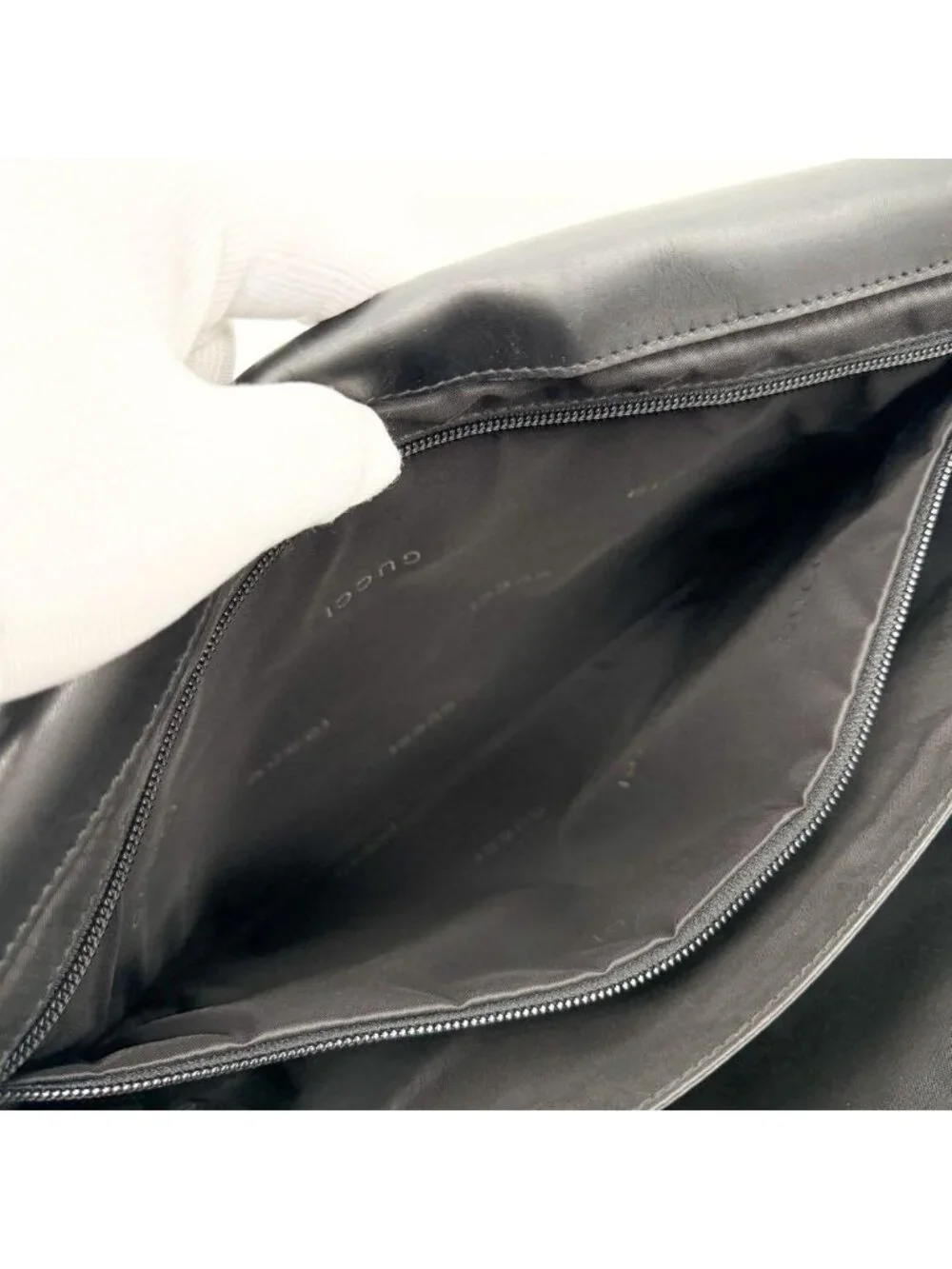 Gucci Tom Ford Era Shoulder Bag Leather Vintage Flap